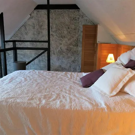 Maisonnette De Charme A 400m De La A - Ref 64